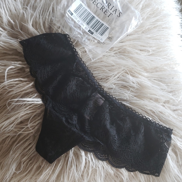 Victoria's Secret bra and hipster panty set - Picture 6 of 8